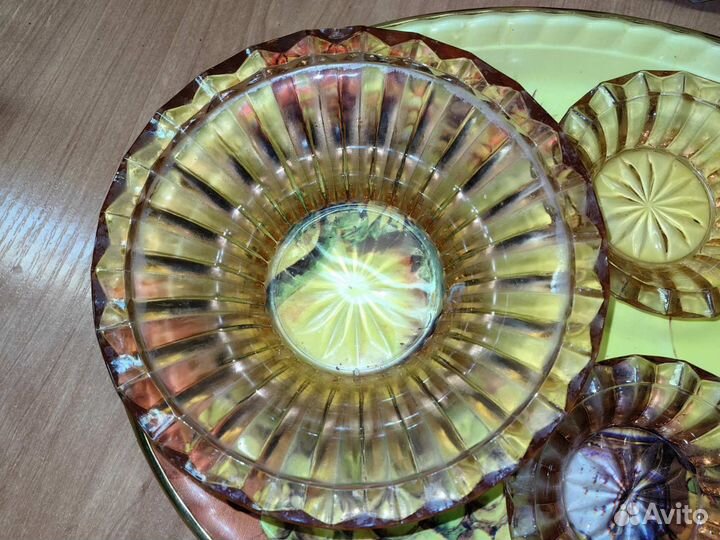 Стеклянные блюдца
