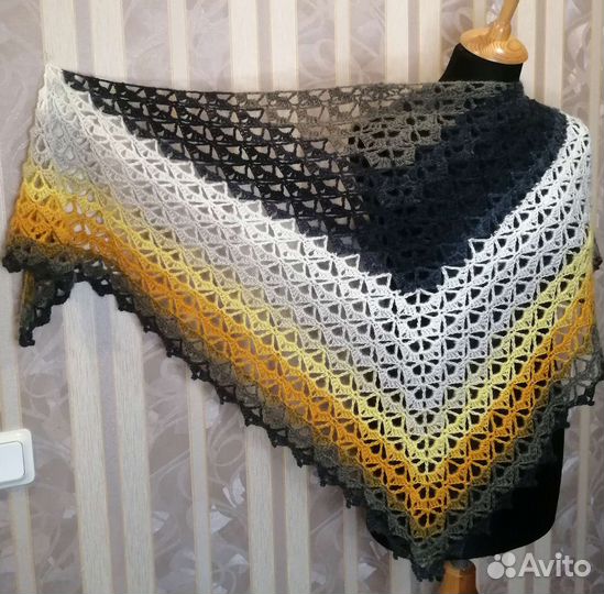 Шаль ручной работы