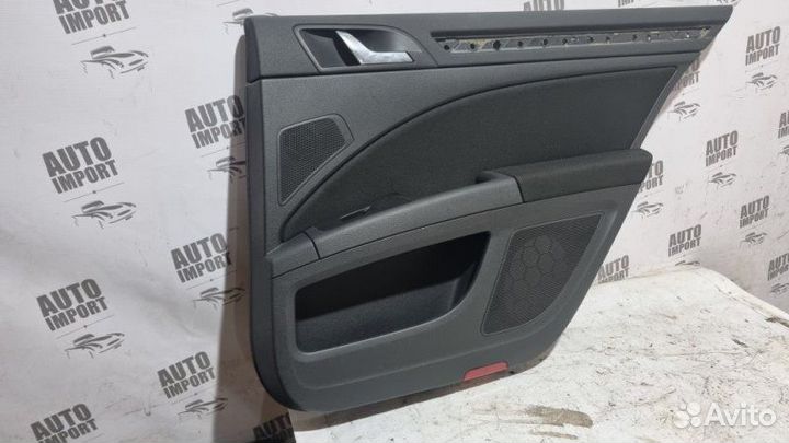 Обшивка двери задняя правая Skoda Superb 3T cdab