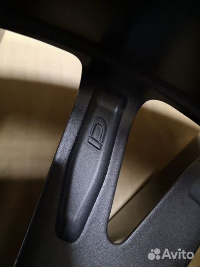 Диск Lexus RX F-Sport R20 новый оригинал