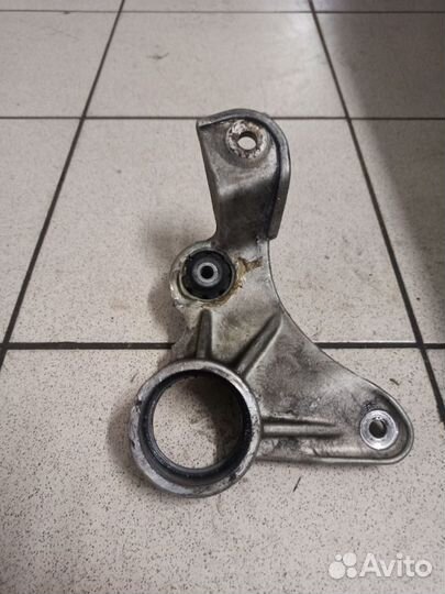 Опора вала вариатора Arctic Cat M1100