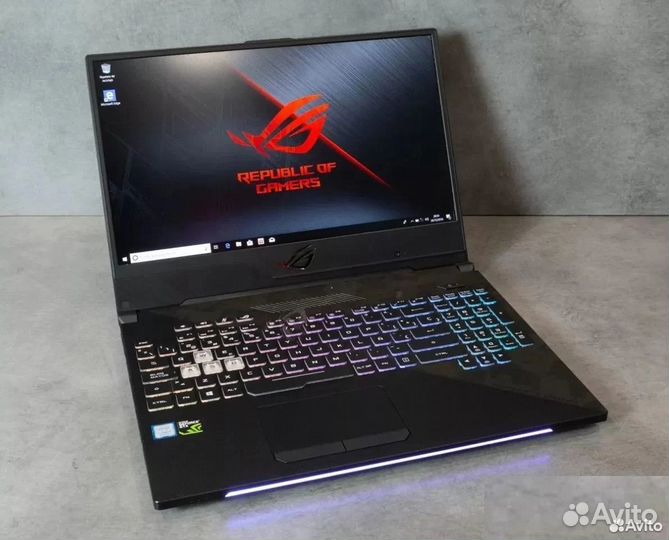 Мощный Ноутбук Asus ROG strix 17.3 144Hz/Core i7