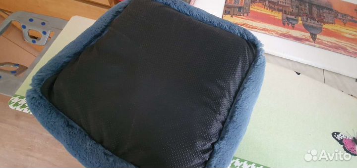 Лежанка для кошки