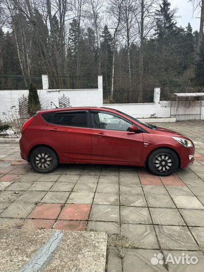 Hyundai Solaris 1.6 AT, 2015, 170 000 км