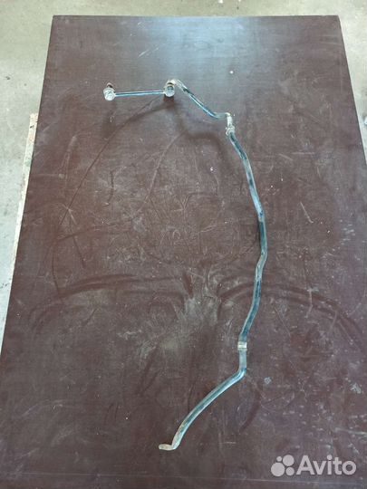 Стабилизатор передней подвески. Мицубиси Каризма