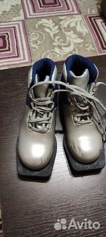 Лыжные ботинки