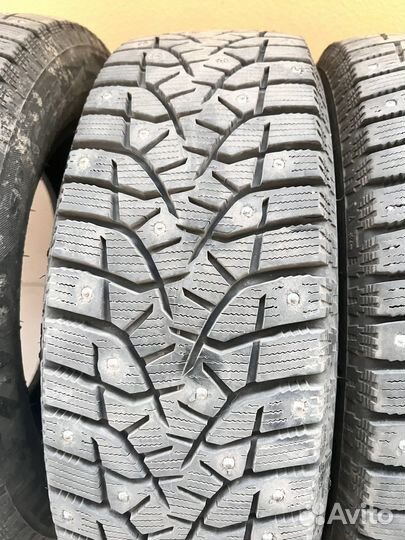 Bridgestone Blizzak Spike-02 185/65 R15 88T
