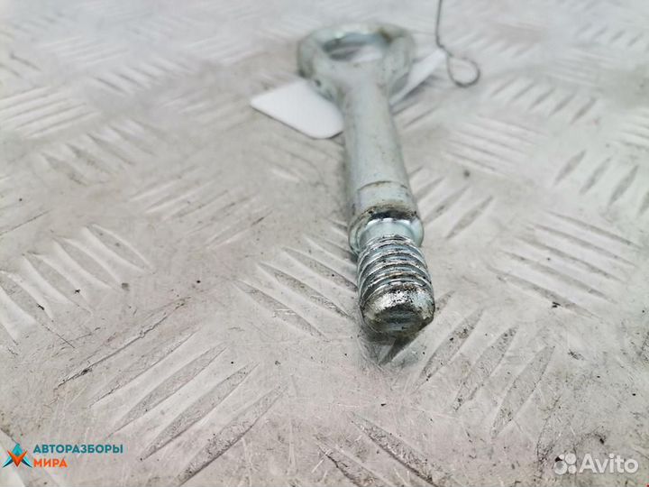 Крюк буксировочный Mercedes-Benz A-Класс