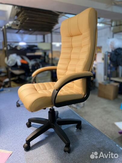 Компьютерное кресло