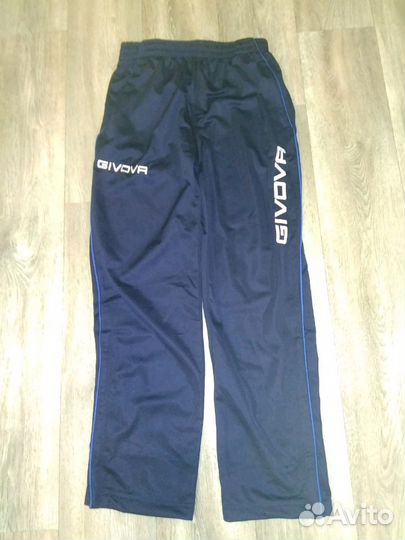 Спортивный костюм Givova новый