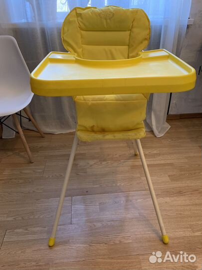 Детский стульчик для кормления