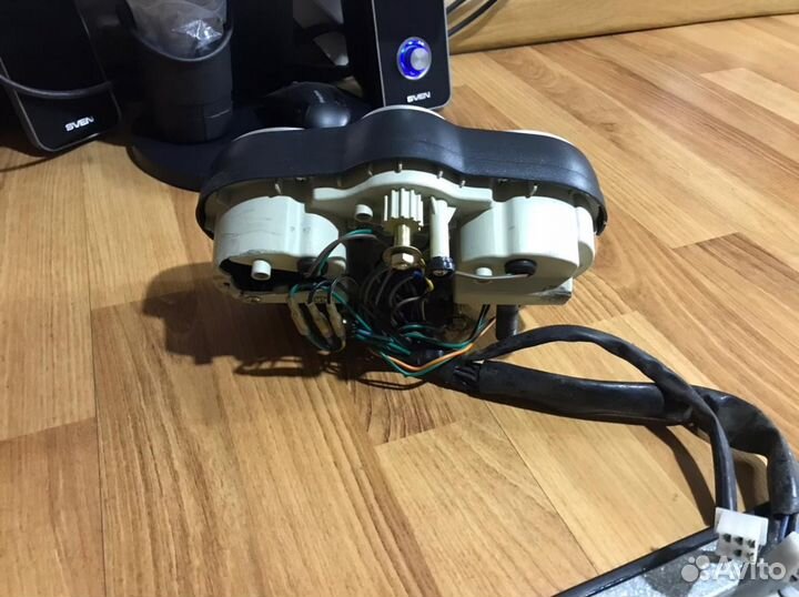 Щиток приборов мотоцикл