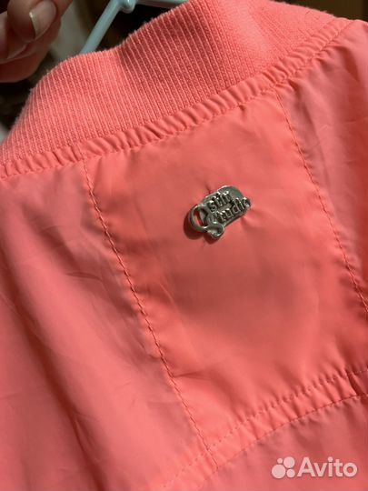 Ветровка женская