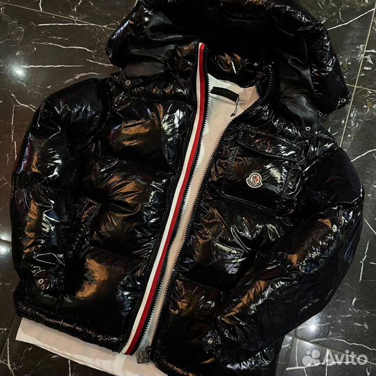 Пуховик moncler глянцевый