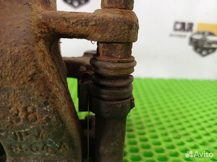 Суппорт задний левый L