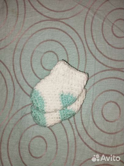 Вязаные носочки ручной работы