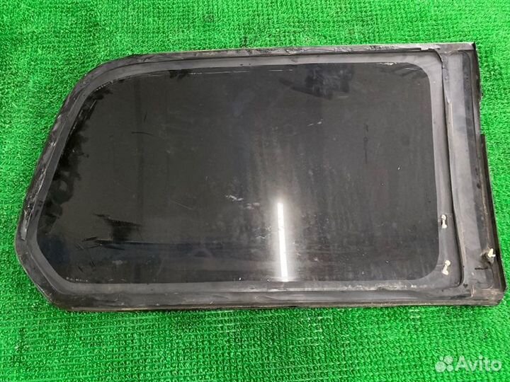 Стекло собачника лев. зад. Toyota Land cruiser, Lx