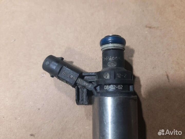 Форсунка Passat B6 BZB 1.8 TSI