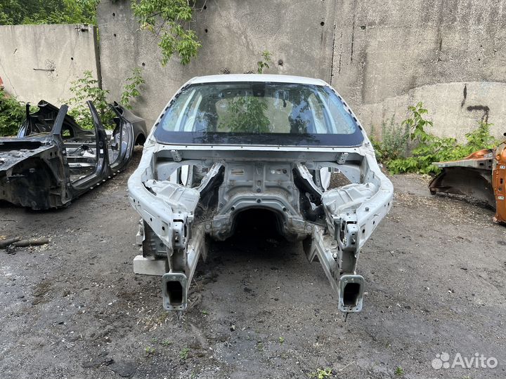 Части кузова BMW X6 F16