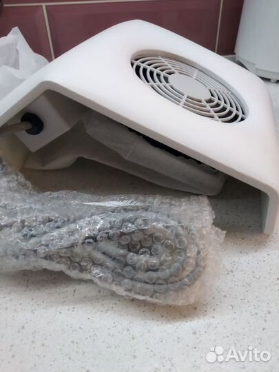 Пылесос для маникюра новый