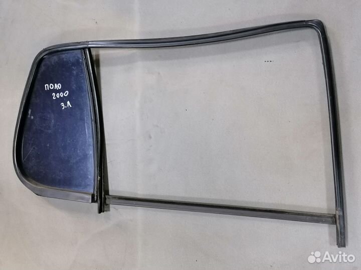 Стекло двери задней левой (форточка) для VW Polo 1
