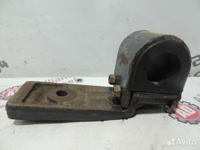 Кронштейн крепления переднего стабилизатора прав