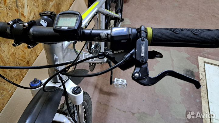 Горный велосипед GT Avalanche 2.0