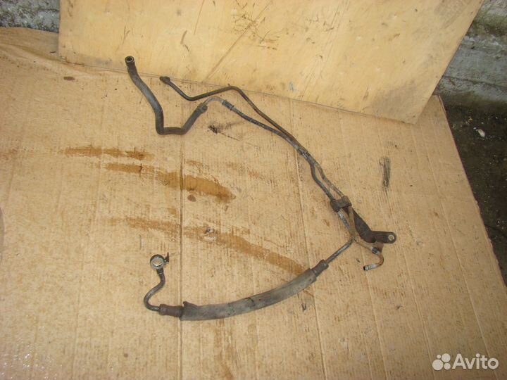 Трубка гур Toyota 4runner 91г