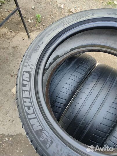Michelin Pilot Sport 3 235/45 R18