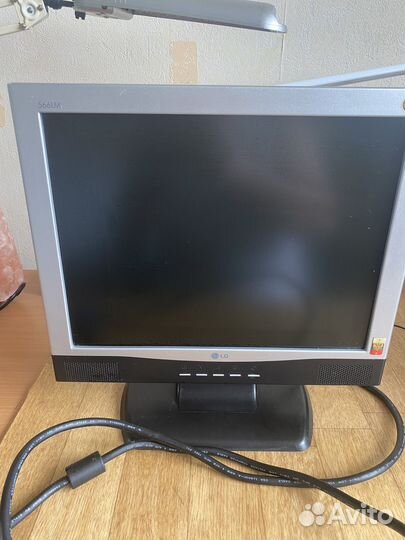 Монитор LG 566LM