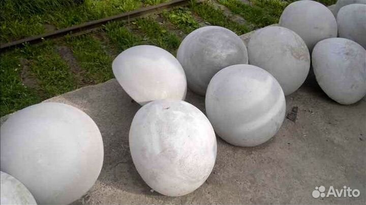 Бетонные полусферы