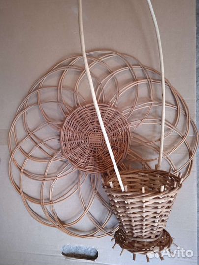 Корзина плетеная