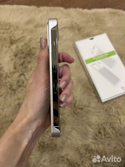 Алюминиевый чехол на iPhone 13 Pro