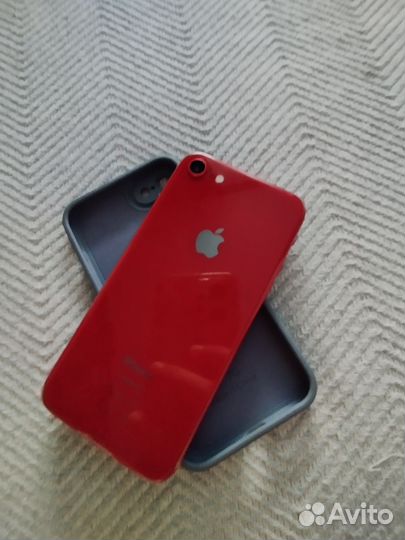 iPhone 8, 64 ГБ