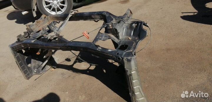 Рамка радиатора Toyota Carina AT170 5A-FE