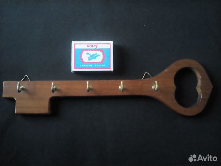 Вешалка для полотенец, ключница, карниз