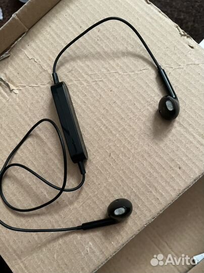 Беспроводные наушники