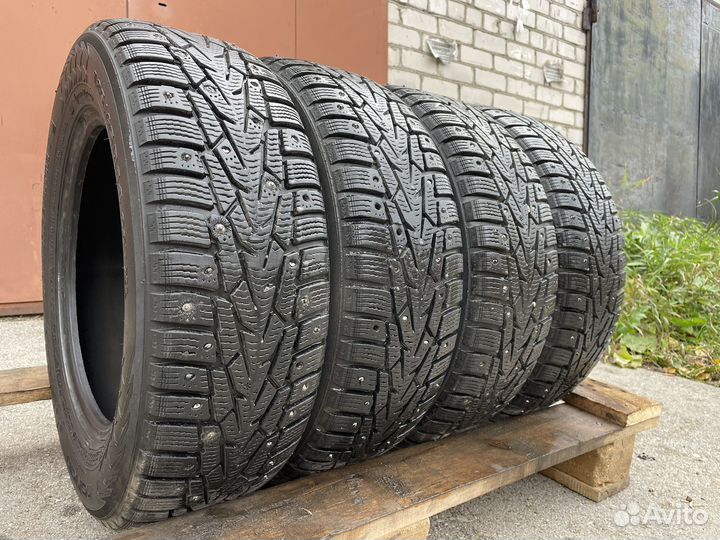 Nokian Tyres Hakkapeliitta 7 185/65 R14 90T