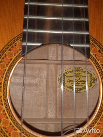 Гитара ручной работы из полисандра