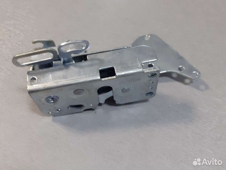 Замок двери (правый) Scania