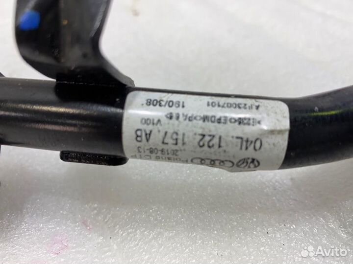 Трубка системы охлаждения Audi Q5 (Fy) 80A 2.0 TDI