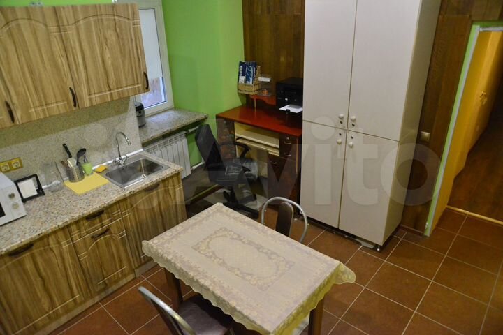 Комната 16 м² в 4-к., 1/4 эт.