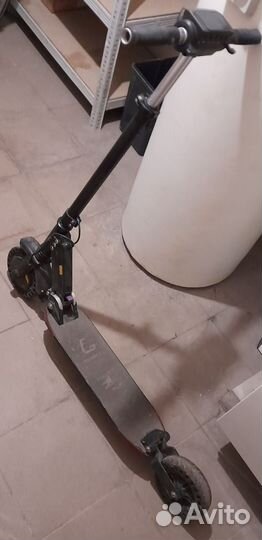 Продам электросамокат Kugoo S3