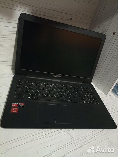 Asus X555Y