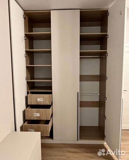 Шкаф в прихожую