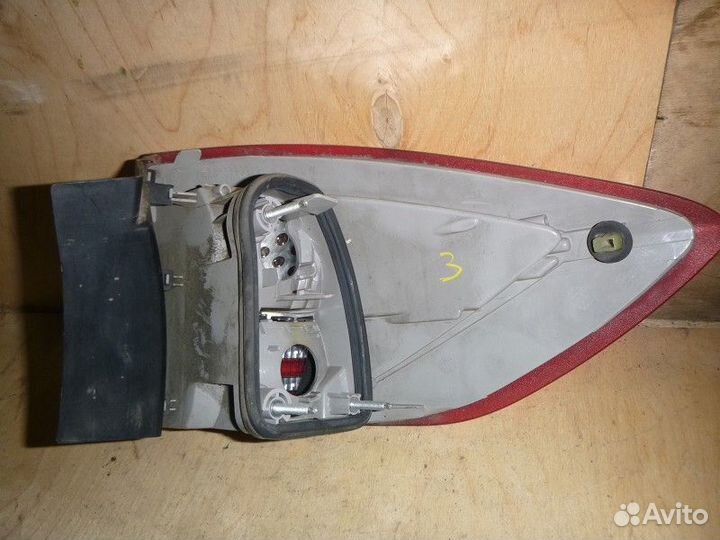 Фонарь задний наружный левый ford mondeo IV 2007