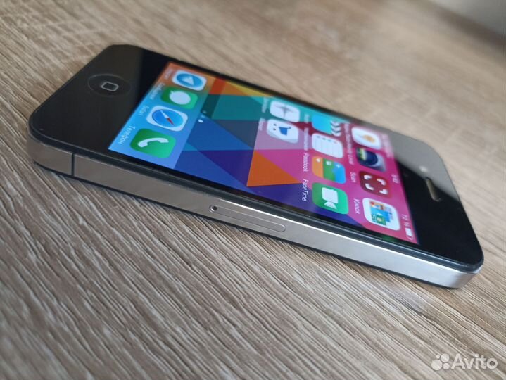 iPhone 4, 32 ГБ