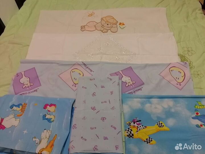 Детское одеяло новое, пододеяльники и простыни