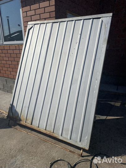 Ворота металлические распашные