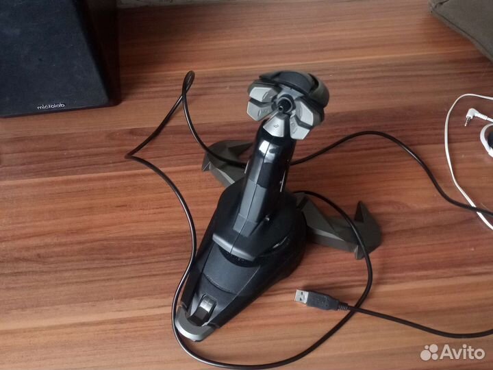 Игровой джойстик для пк cyborg V.1